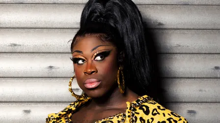 Now Clap! Bob The Drag Queen's on Tour