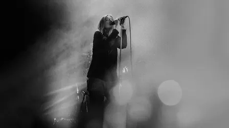 Beth Gibbons - Lives Outgrown