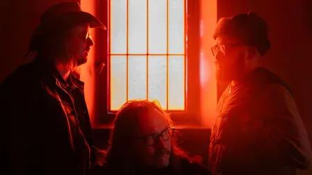 12/12 FRANSKA TRION | DEBASER STRAND